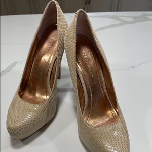 BCBGeneratuin Parade Heels